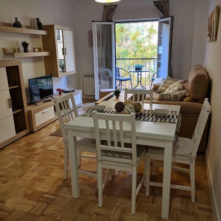 Gran Apartamento Cerca De Atocha Apartman Madrid Kültér fotó