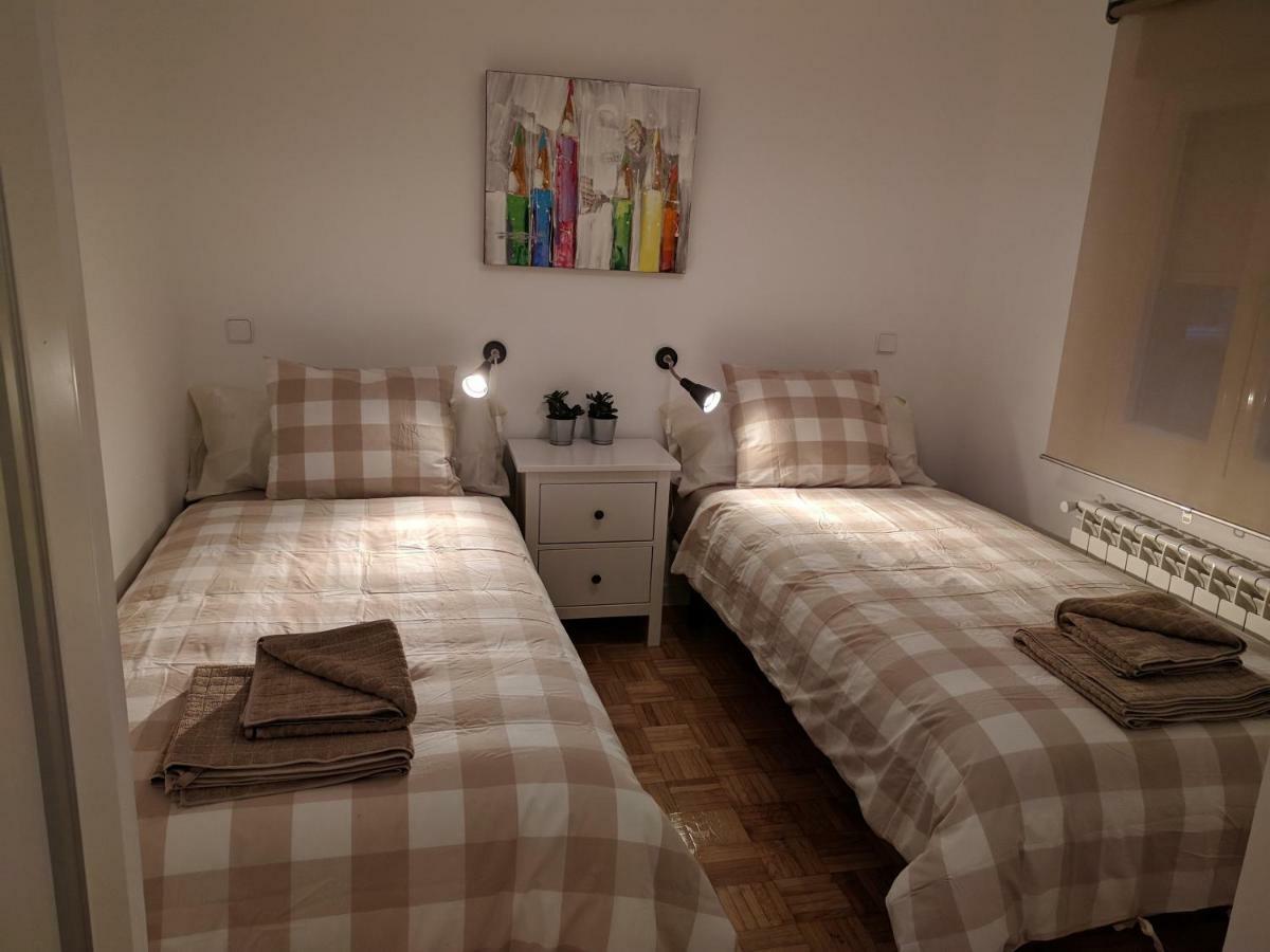 Gran Apartamento Cerca De Atocha Apartman Madrid Kültér fotó