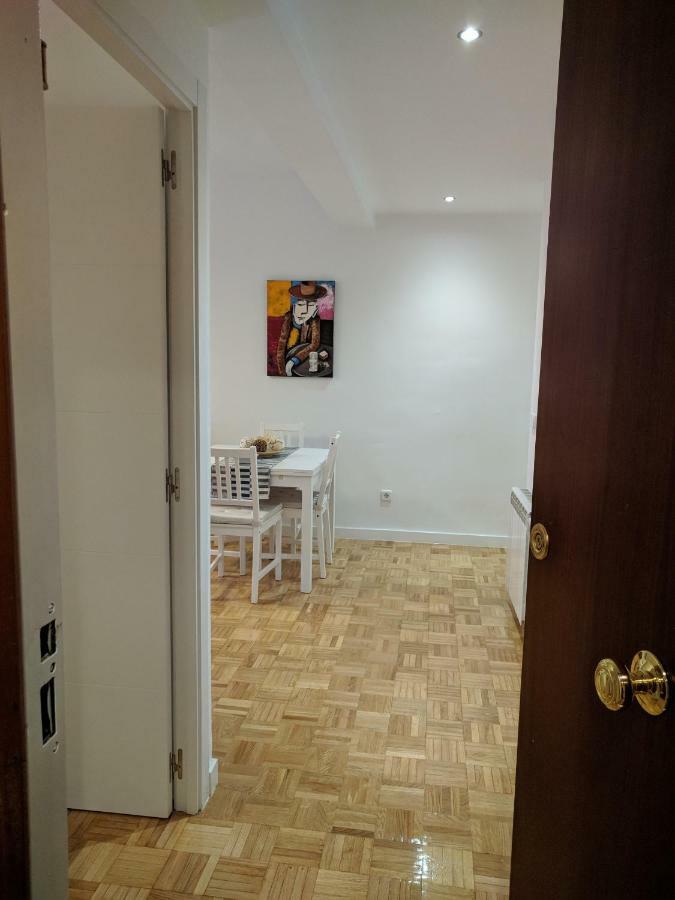 Gran Apartamento Cerca De Atocha Apartman Madrid Kültér fotó