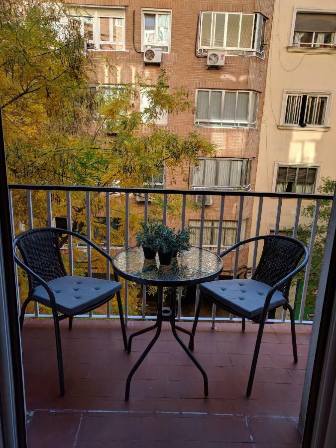 Gran Apartamento Cerca De Atocha Apartman Madrid Kültér fotó